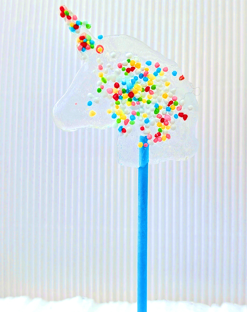 einhorn lolli mit bunten streuseln